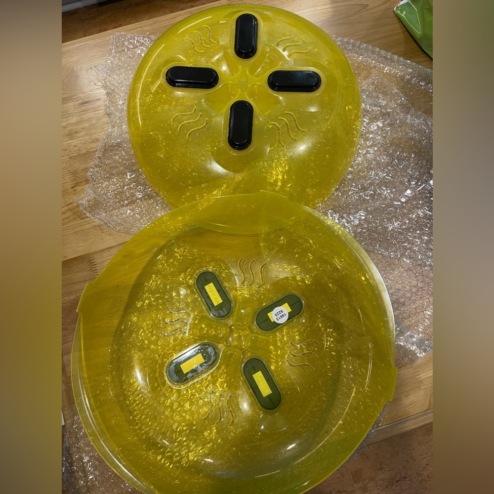 Set of 2 Hover Cover Microwave Splatter Gu…